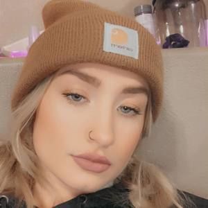 Meet your Posher, Alison